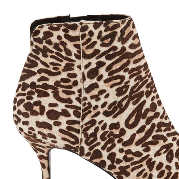 Charles David Albuquerque Leopard-Print Boots NWOT - Picture 5 of 6